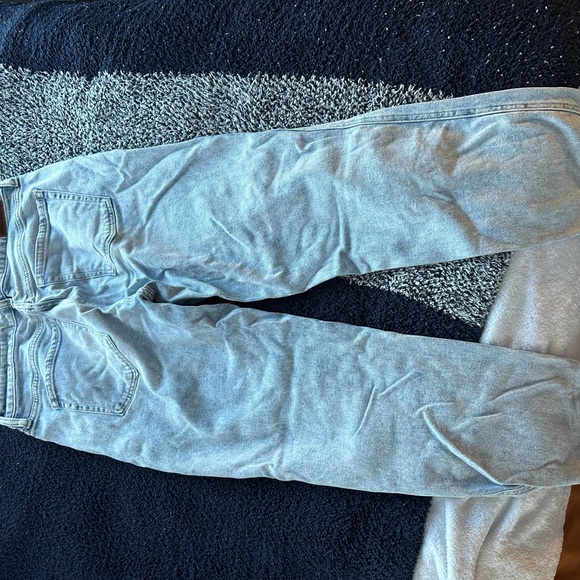 Hollister blue jeans - Picture 2 of 4